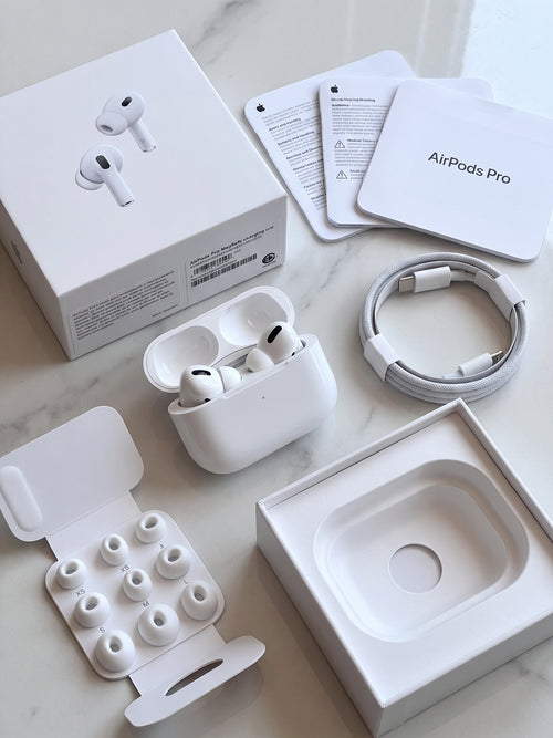 Apple AirPods Pro 3 – Active Noise Cancelling Wireless Earbuds